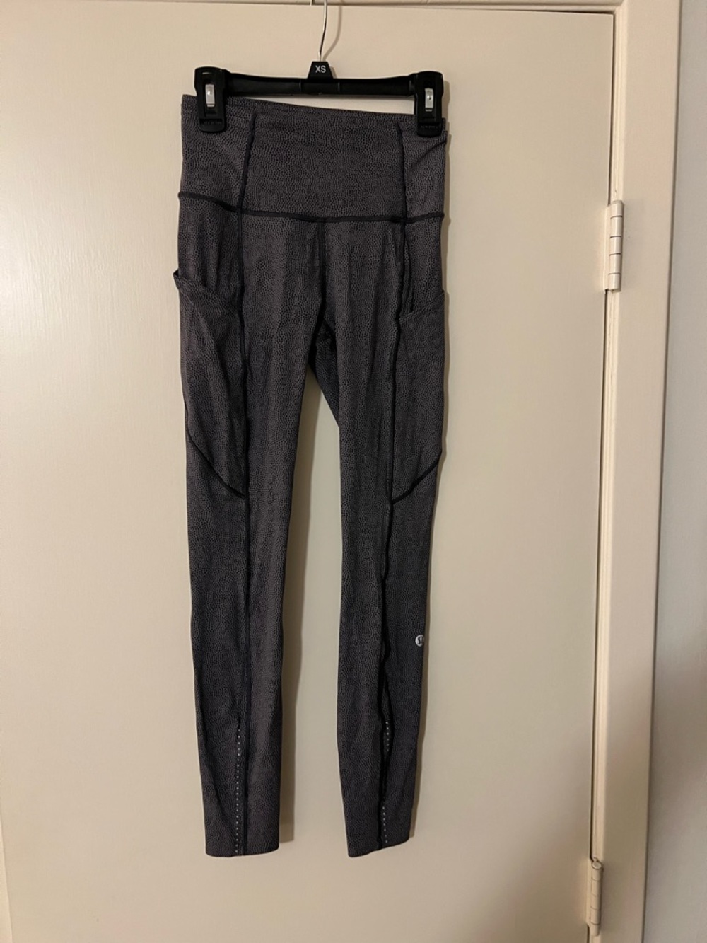 lululemon athletica Black/Gray Textured High-Rise Leggings Size 2